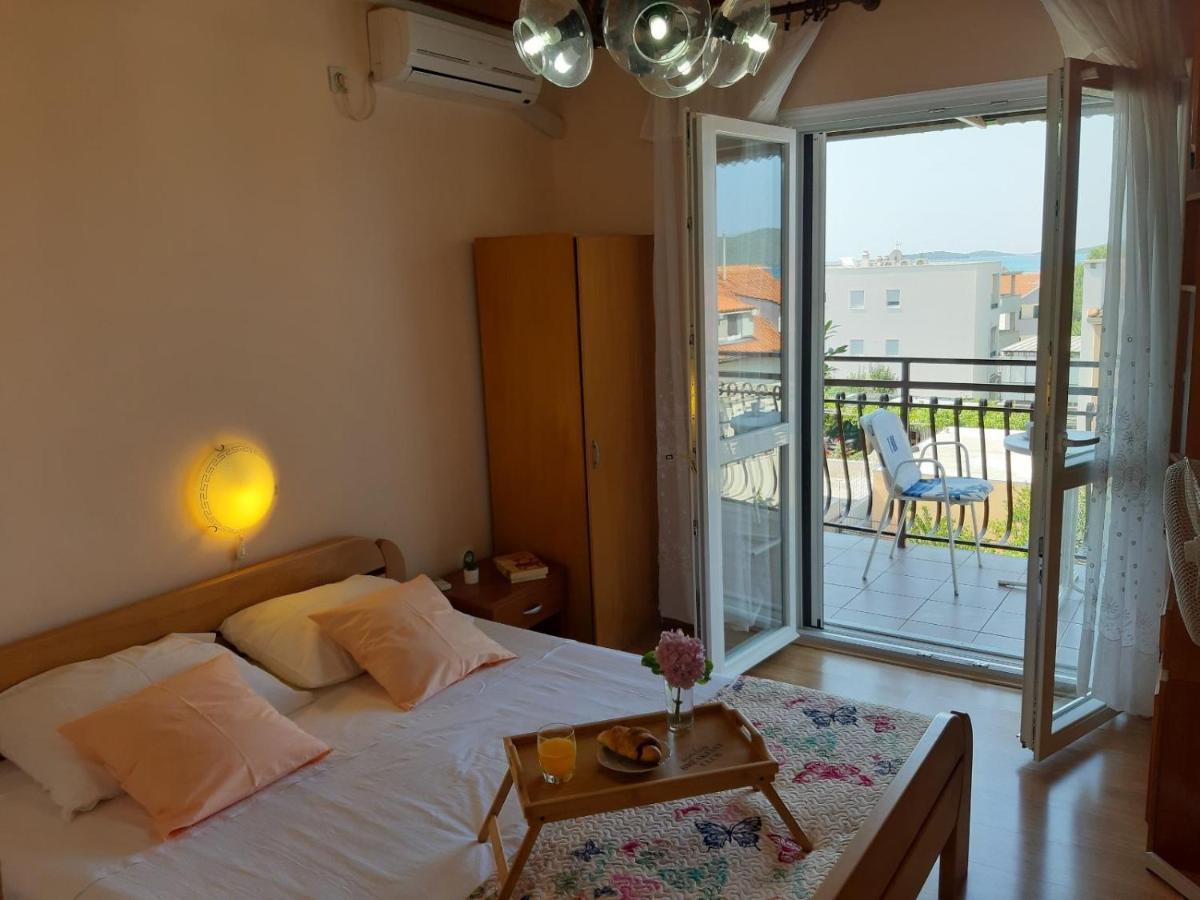 Guesthouse Brodarica Шибеник Экстерьер фото